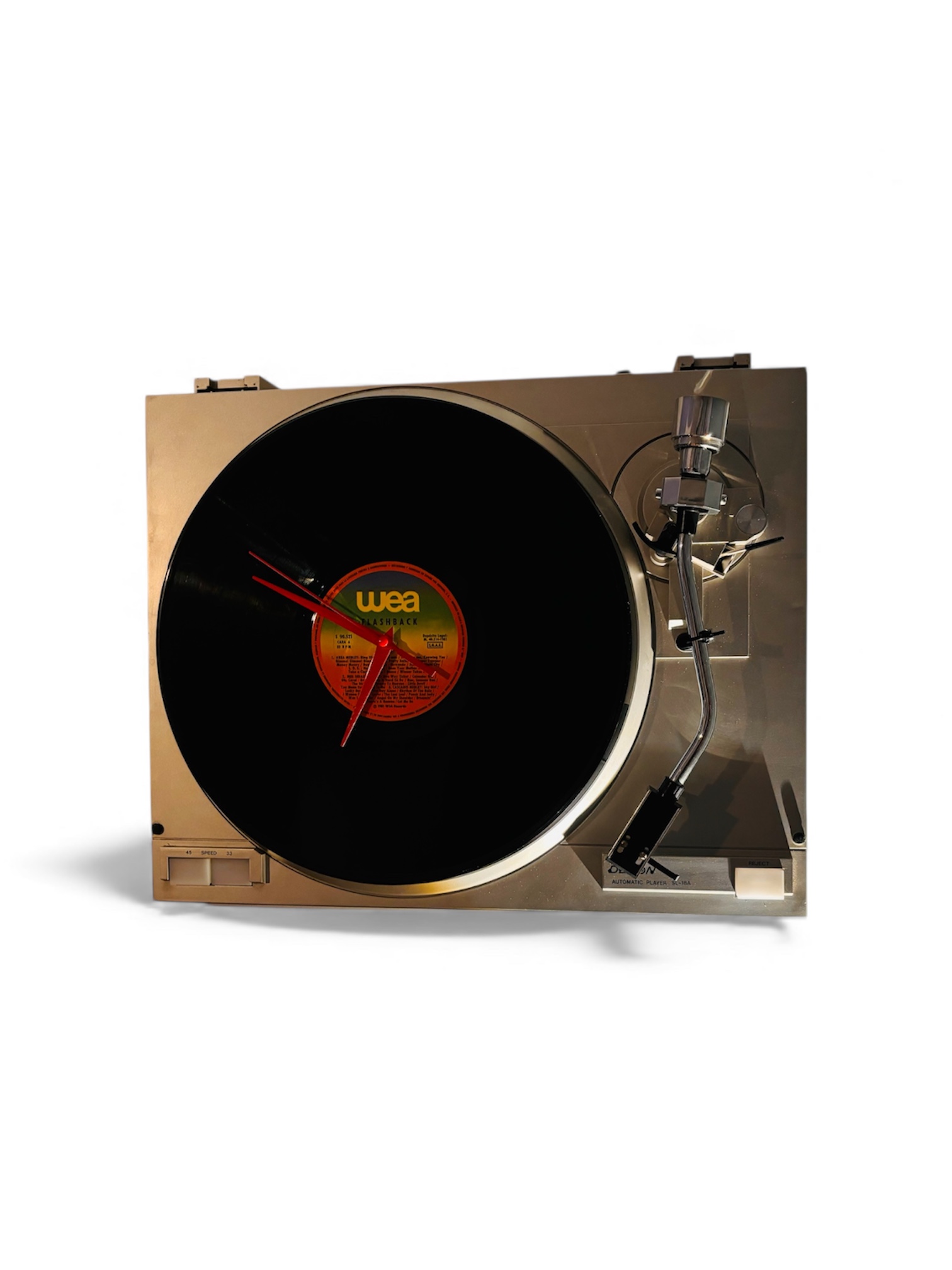 Horloge murale vinyle "platine upcyclée"