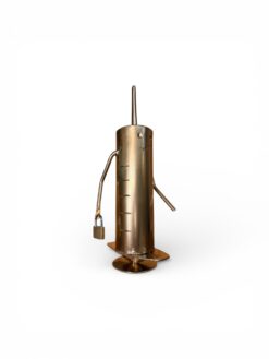 Homme à tout fer " l'infirmier "